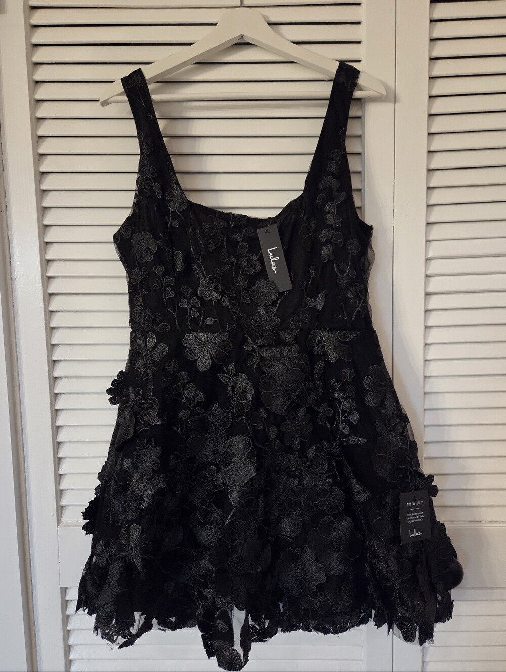Lulu's Divine Intentions Floral 3D Appliqué Mini Dress NWT - Large